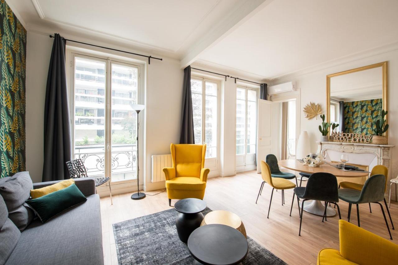 2 Bedroom Appartement Near Tour Eiffel & Trocadero ปารีส ภายนอก รูปภาพ